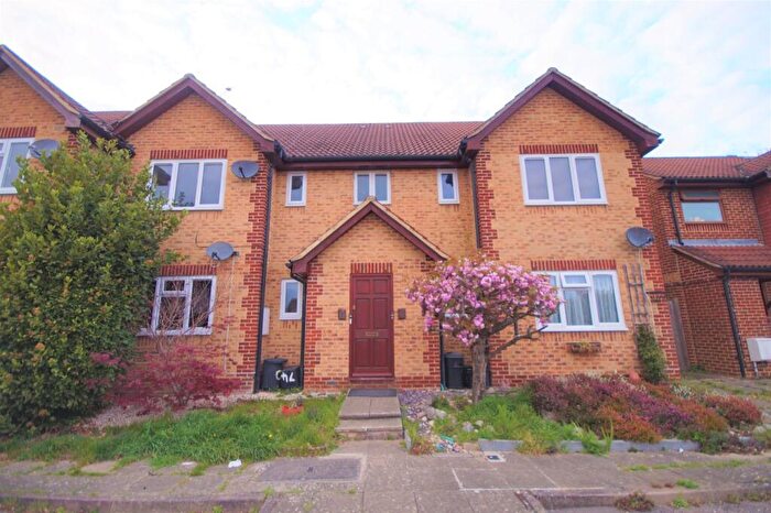 2 Bedroom Apartment To Rent In Westminster Way, Lower Earley, Reading, RG6