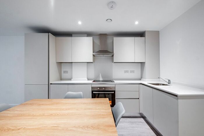 1 Bedroom Flat To Rent In Apt The Burj Digbeth, Birmingham, B12