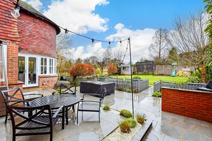 4 Bedroom Detached House For Sale In Mill Lane, Wateringbury, Maidstone, Kent, ME18