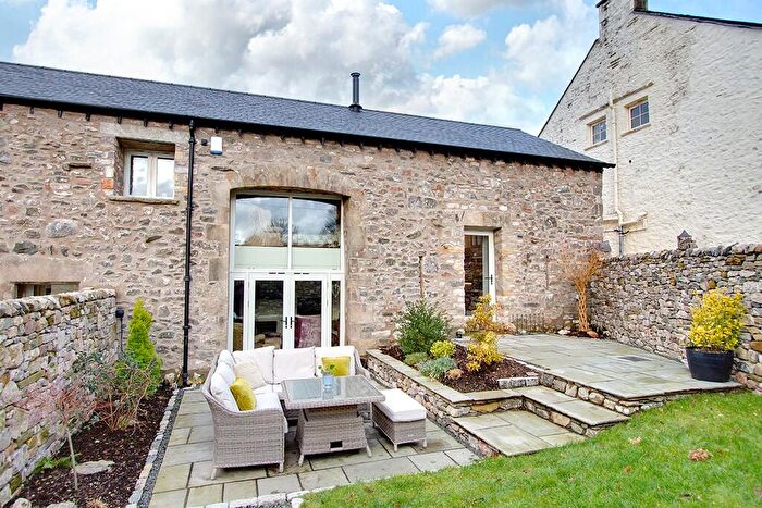 3 Bedroom House For Sale In Skirden Barn, Casterton, LA6