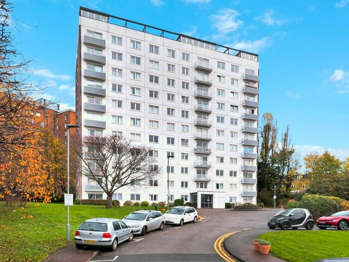 2 Bedroom Flat To Rent In Eaton Drive, Kingston Upon Thames, KT2