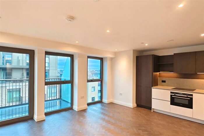 1 Bedroom Flat To Rent In Halcyon House, Eden Place, E16