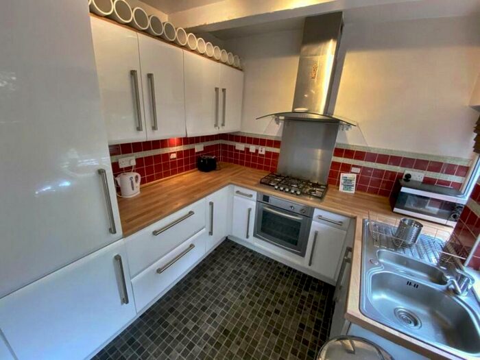 3 Bedroom Terraced House To Rent In Henwood Road, Withington, M20