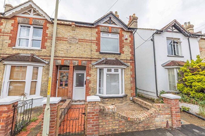 3 Bedroom Semi-Detached House For Sale In Christchurch Road, Ashford, Kent, TN23
