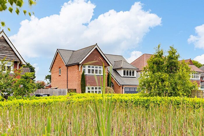 5 Bedroom Detached House For Sale In Harrison Close, Tattenhall, Chester, CH3