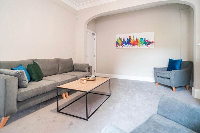 5 Bedroom House To Rent In Hucknall Road, Nottingham, NG5