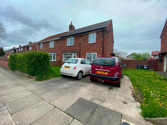 3 Bedroom Semi-Detached House To Rent In Hewitson Road South, Darlington, DL1