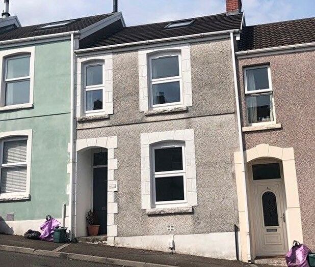 3 Bedroom Terraced House To Rent In Cambridge Street, Swansea, SA2