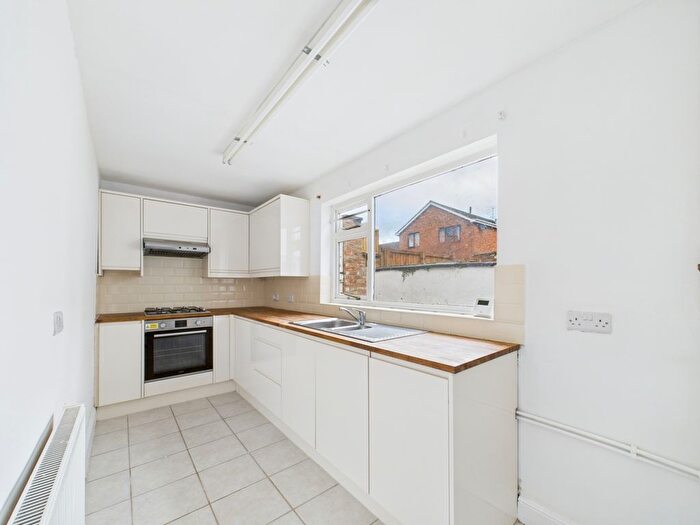 3 Bedroom Terraced House To Rent In Keynsham Street, Cheltenham, GL52