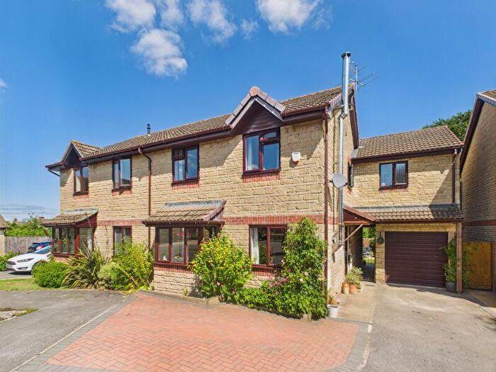 4 Bedroom Semi-Detached House For Sale In Borough Close, Kings Stanley, GL10