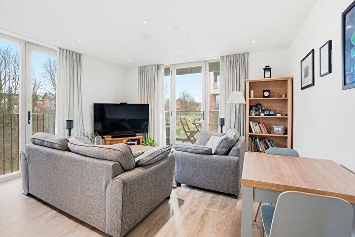 1 Bedroom Flat To Rent In Milne Building, West Hampstead Square, London, NW6