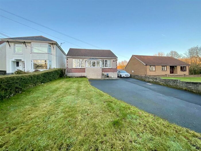 3 Bedroom Bungalow For Sale In Pontardulais Road, Cross Hands, Llanelli, SA14