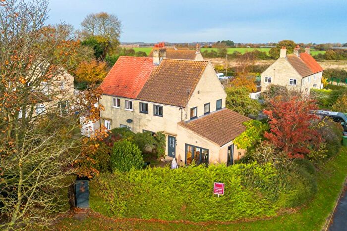 3 Bedroom Semi-Detached House For Sale In Highfields, Field Dalling, NR25