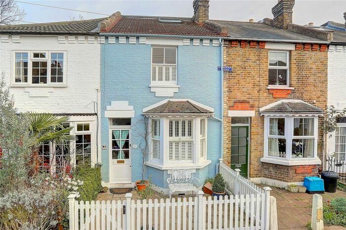 3 Bedroom Terraced House To Rent In New Road, Ham, Richmond, TW10