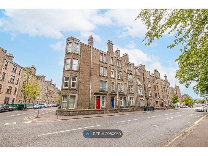 2 Bedroom Flat To Rent In Pitkerro Road, Dundee, DD4