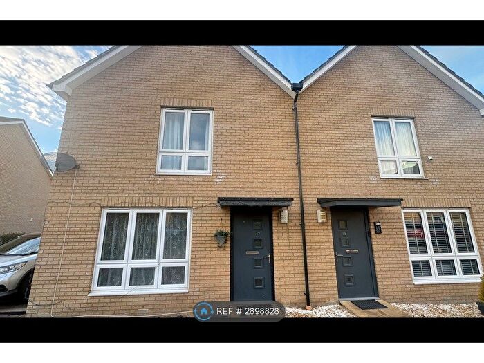3 Bedroom Semi-Detached House To Rent In Ogden Gardens, Wisbech, PE13