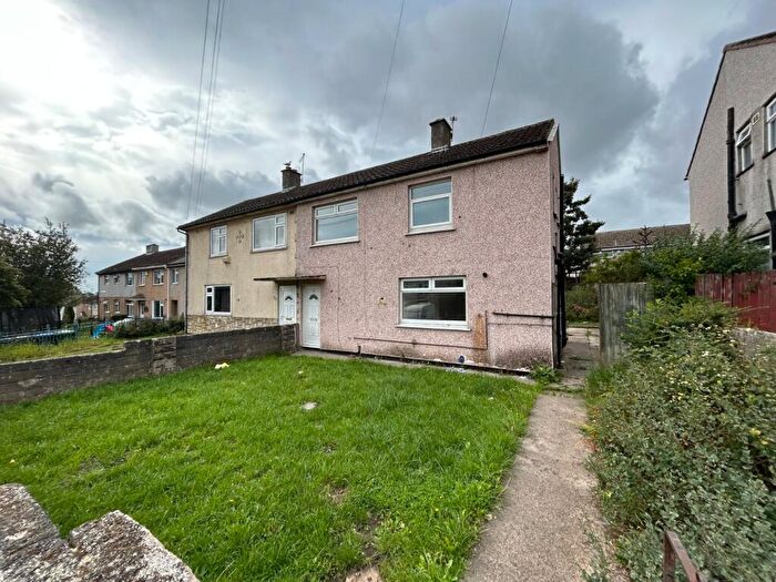 3 Bedroom Semi-Detached House To Rent In Lymington Drive, Bradford, West Yorkshire, BD4