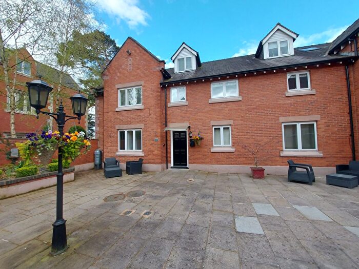 2 Bedroom Flat For Sale In Altrincham Road, Styal, Wilmslow, Cheshire, SK9