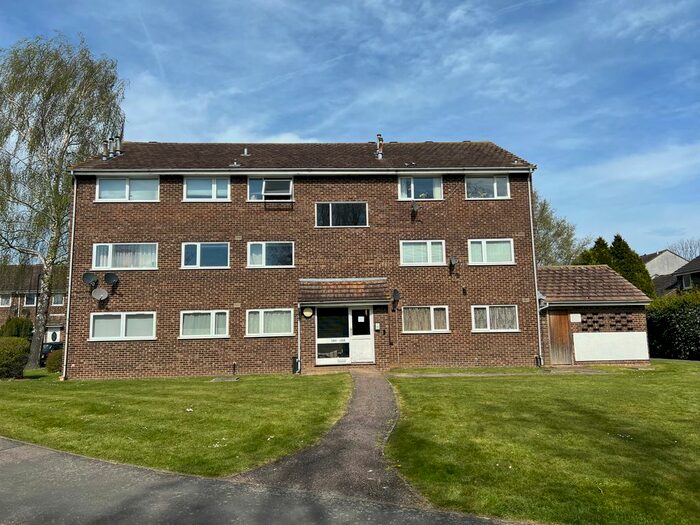 1 Bedroom Flat To Rent In Hazelmere Road, Northolt Middlesex, UB5