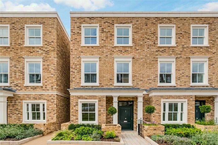 4 Bedroom Detached House To Rent In Palladian Gardens, London, W4