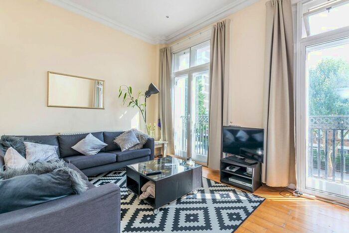2 Bedroom Flat To Rent In Ladbroke Grove, Ladbroke Grove, London, W11