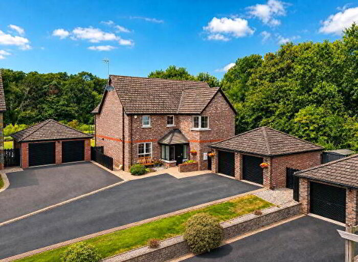 4 Bedroom Detached House For Sale In Aldergrange Avenue, Newtownards, BT23