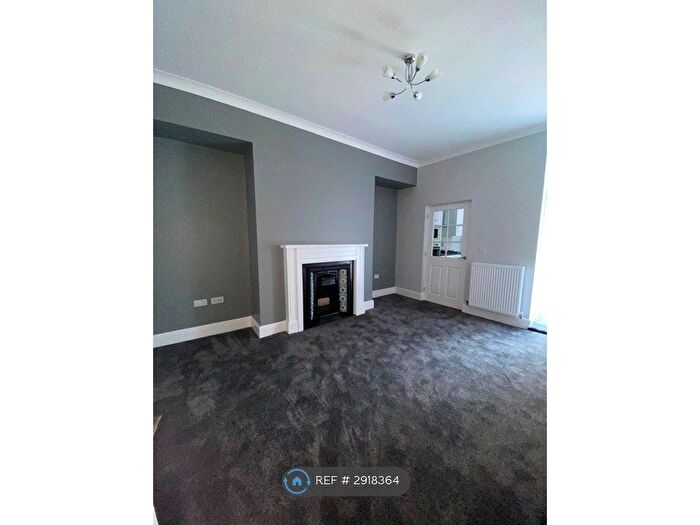 2 Bedroom Flat To Rent In Collingwood Street, South Shields, NE33