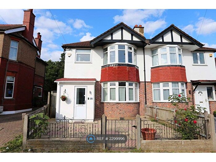3 Bedroom Semi-Detached House To Rent In Pinner Hill Road, Pinner, HA5