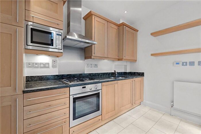1 Bedroom Flat To Rent In Blandford Street, Marylebone, London, W1U