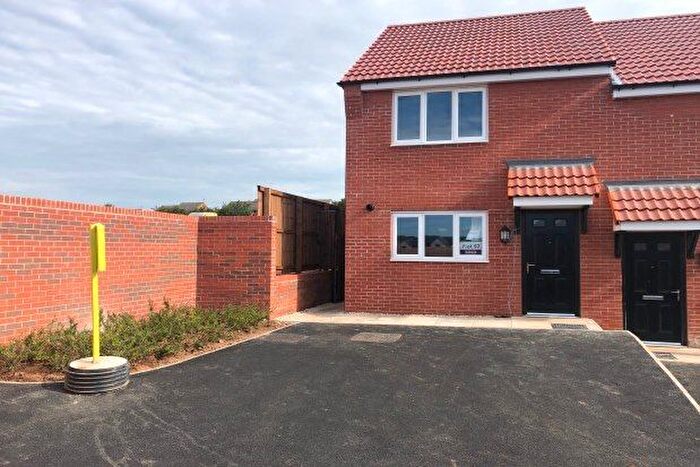 2 Bedroom Property To Rent In Kernel Way, Mansfield, NG20