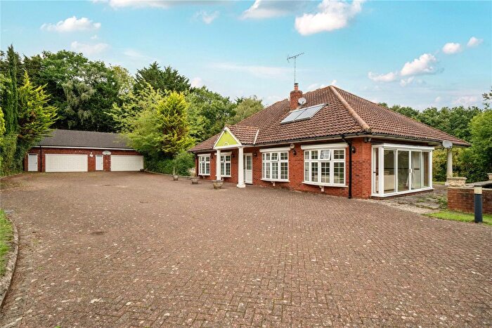 4 Bedroom Detached House For Sale In Rock Hill, Orpington, Kent, BR6