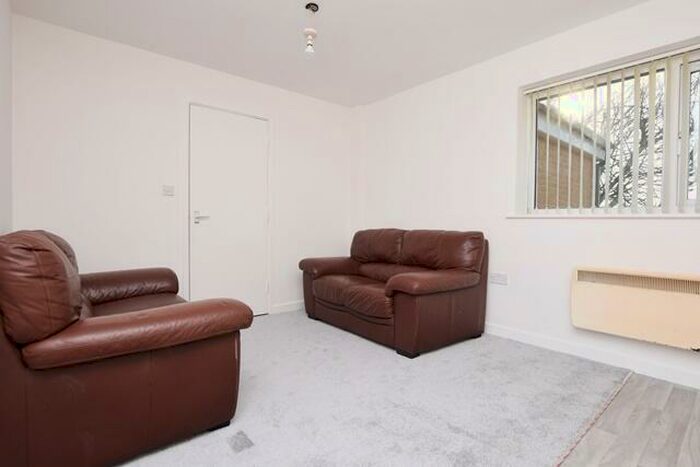1 Bedroom Apartment To Rent In Tollgate Court, Sheffield, S3