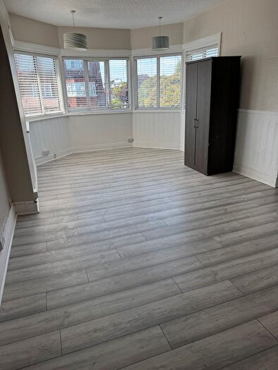 1 Bedroom Flat To Rent In West Cliff Gardens, Bournemouth, BH2