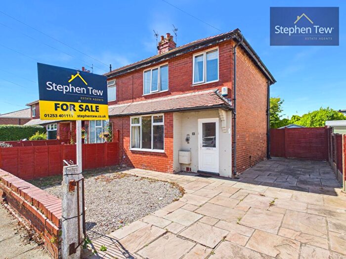 3 Bedroom End Of Terrace House For Sale In Heaton Road, Lytham St. Annes, FY8