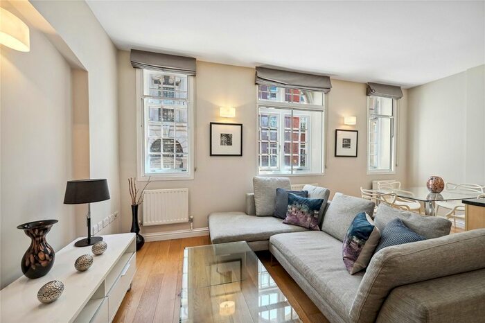 2 Bedroom Flat To Rent In Mortimer Street, London, W1W