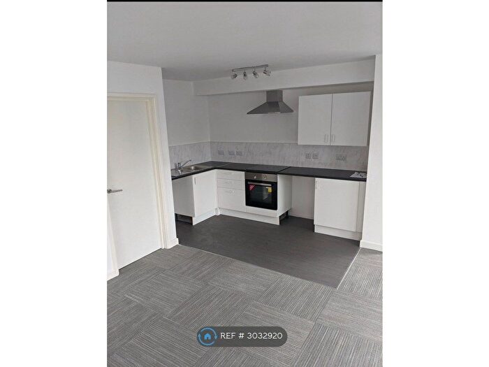 1 Bedroom Flat To Rent In Great Western Mews, Yeovil, BA21