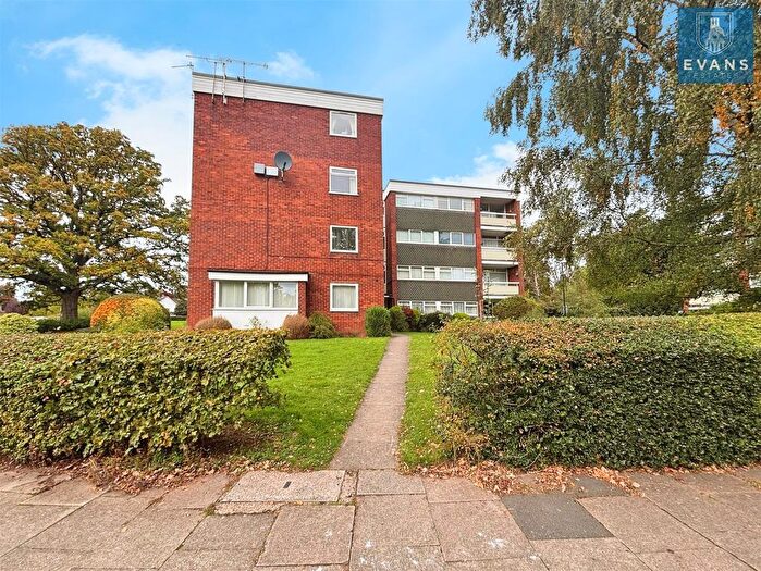2 Bedroom Flat For Sale In Victoria Court, Allesley Park, Coventry, CV5