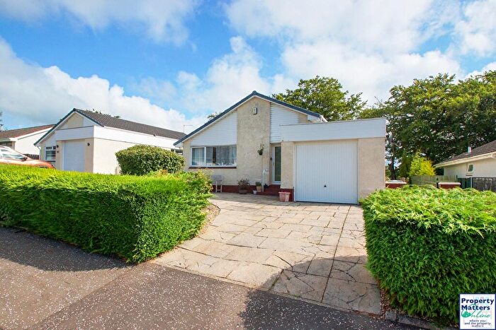 3 Bedroom Detached Bungalow For Sale In Merrygreen Place, Stewarton, KA3