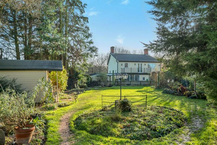 3 Bedroom Cottage For Sale In Fox Road, Framingham Pigot, Norwich, NR14