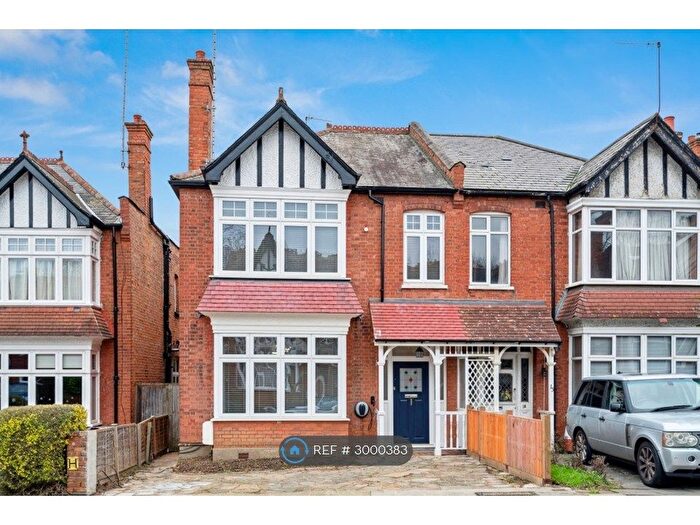 4 Bedroom Semi Detached House To Rent In Whitehall Road, Harrow, HA1