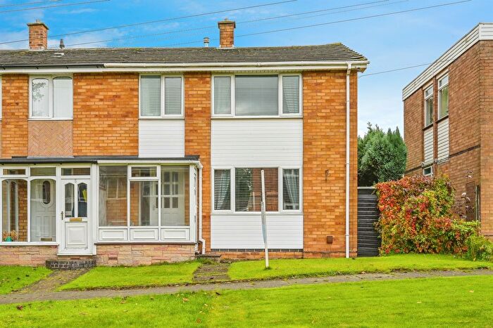 3 Bedroom Semi-Detached House For Sale In Butts Way, Norton Canes, Cannock, WS11