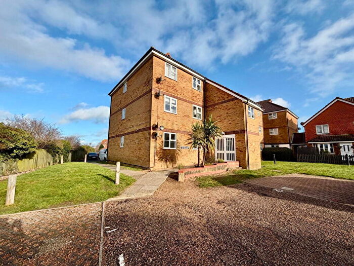 2 Bedroom Apartment To Rent In Southampton Close, Eastbourne, BN23