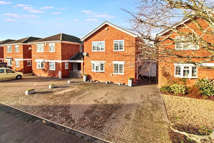 4 Bedroom Detached House For Sale In Chalgrove End, Stoke Mandeville, HP22