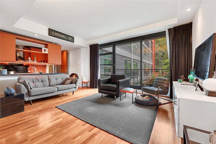 1 Bedroom Apartment To Rent In City Road, EC1Y