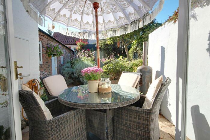 3 Bedroom End Of Terrace House For Sale In Corner House, Cherry Burton, HU17