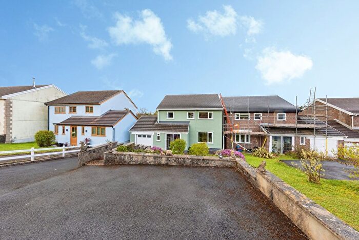 4 Bedroom Detached House For Sale In Heol Y Nant, Llannon, Llanelli, Carmarthenshire, SA14