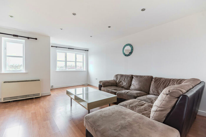 2 Bedroom Apartment To Rent In Thyme Close, Kidbrooke, London, SE3