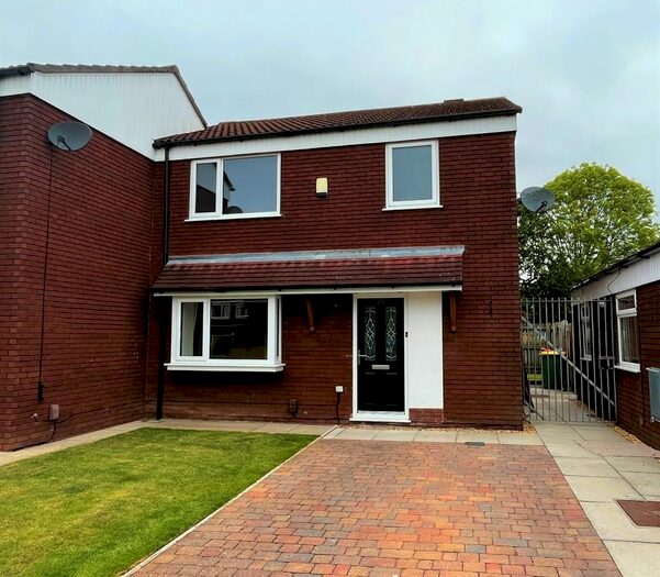 3 Bedroom Semi-Detached House To Rent In Meadowfield, Fulwood, Preston, PR2
