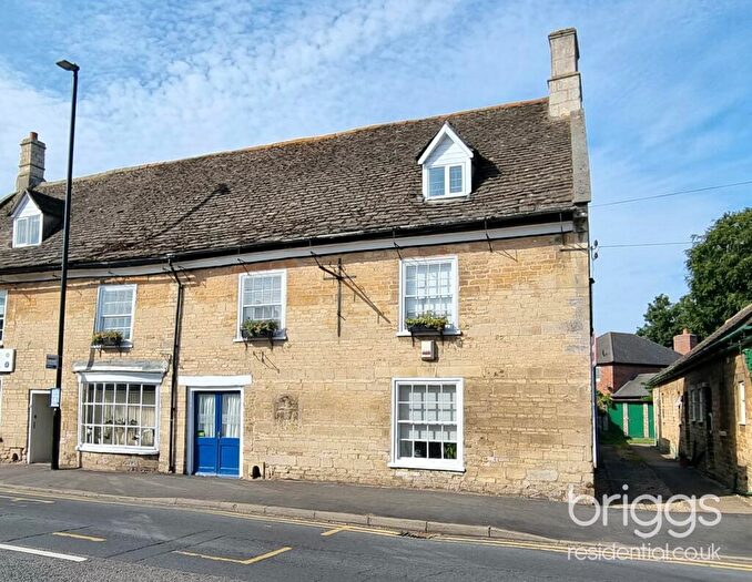 6 Bedroom Character Property For Sale In Church Street, Market Deeping, PE6