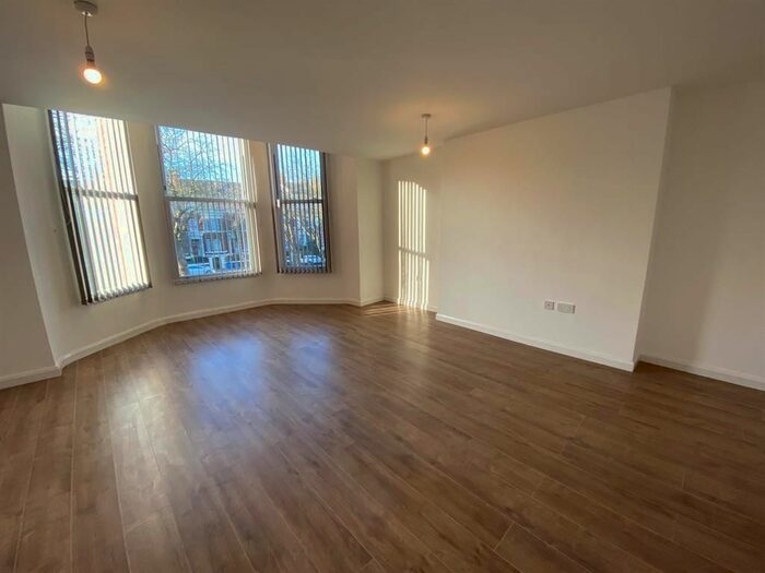 2 Bedroom Flat To Rent In Princes Avenue, Princes Park, Liverpool L8